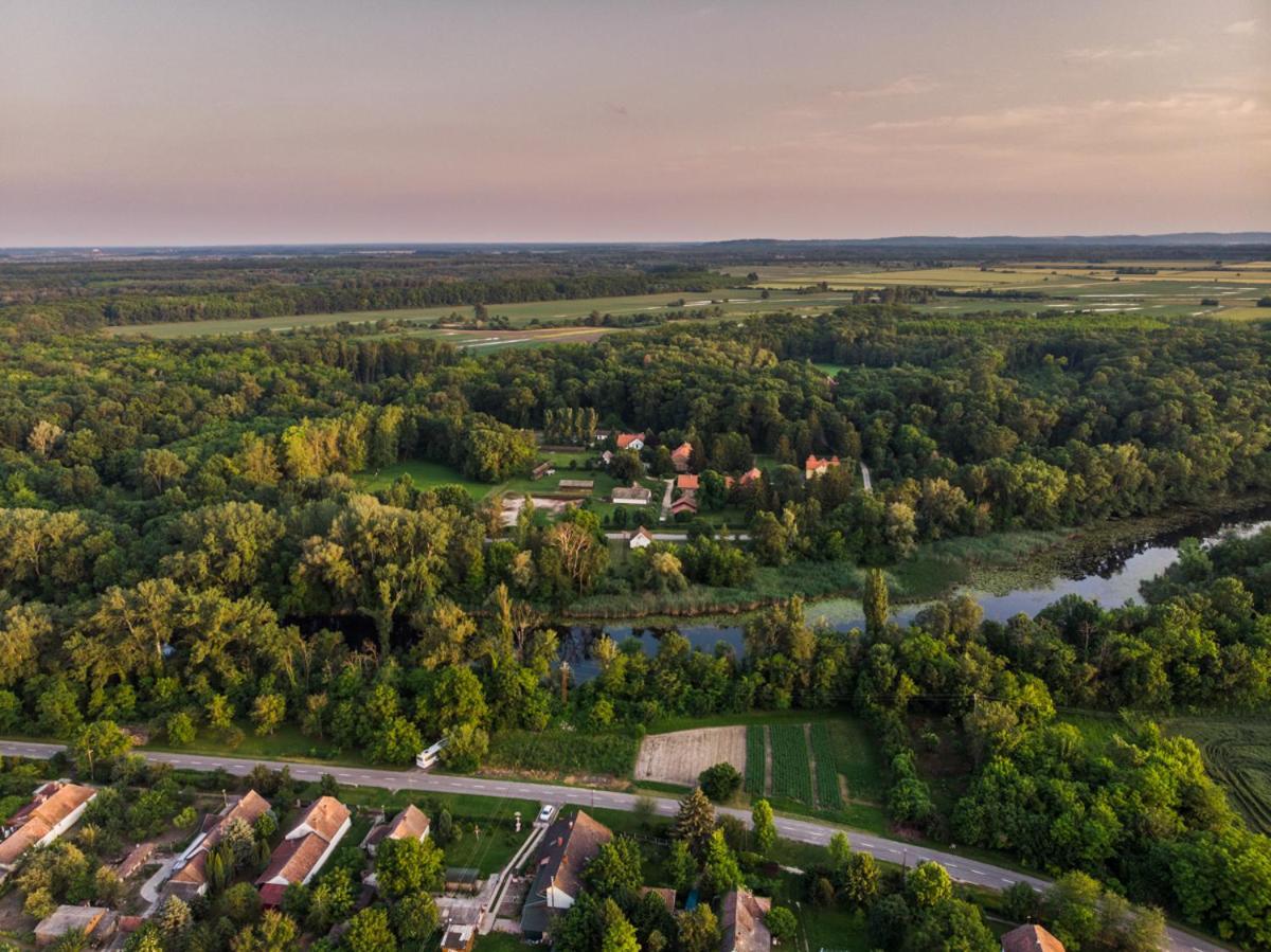 Gemenc Vendeghaz Hotel Hercegszanto Buitenkant foto